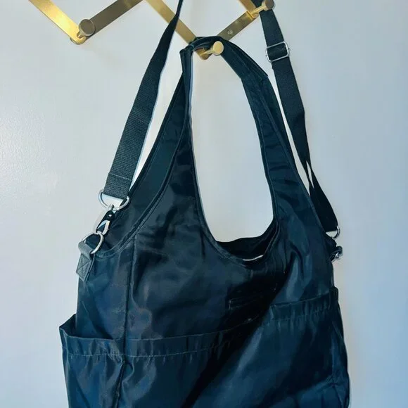 Thirty-One City Park Bag in Black NWOT - Picture 7 of 9